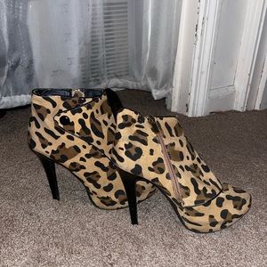 Leopard Ankle Pumps